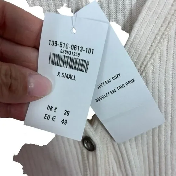 NWT Abercrombie & Fitch Ivory White Soft & Cozy Long Sleeve Oversized Top Sz XS - Picture 6 of 7